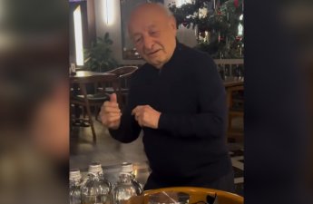 98 yaşlı Ömər Eldarov ad günündə belə rəqs etdi - VİDEO