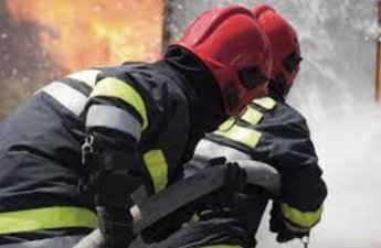 Bakıda beşmərtəbəli yataqxanda yanğın oldu - YENİLƏNİB