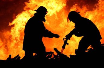 Sumqayıtda yaşayış binasında yanğın olub, bir nəfər xəsarət alıb