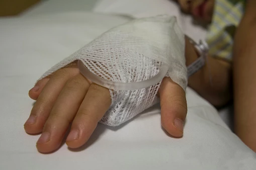 Трагедия в Уджарском районе: 5-летняя девочка скончалась от высокой температуры