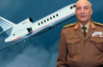 Təyyarənin elektron sistemində öncədən quraşdırılmış proqram olub...