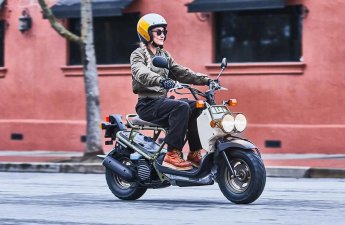 Azərbaycanda 3 ay sonra moped idarə etmək üçün sürücülük vəsiqəsi tələb olunacaq