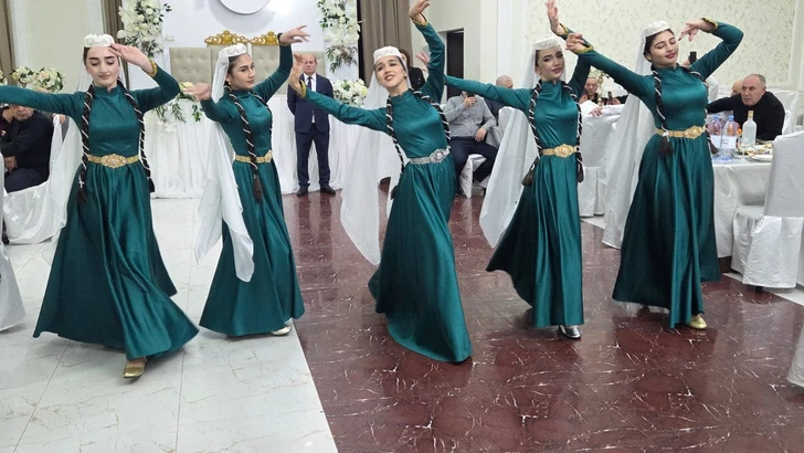 Между традициями и дружбой: яркое празднование Дня солидарности азербайджанцев в Астане-ФОТО