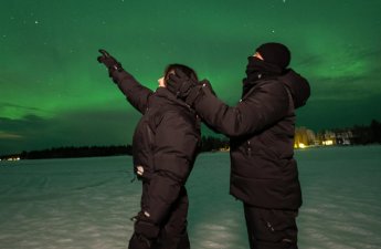 Arda Gülər sevgilisi ilə şimal işıqlarını izlədi - FOTOLAR