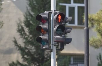 Bu ərazidə yeni svetoforlar quraşdırıldı – Həmişə qəza şəraiti YARANIRDI