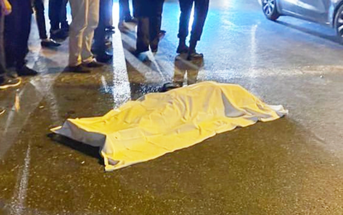 Yevlaxda təcili yardım avtomobili piyadanı vurub öldürdü