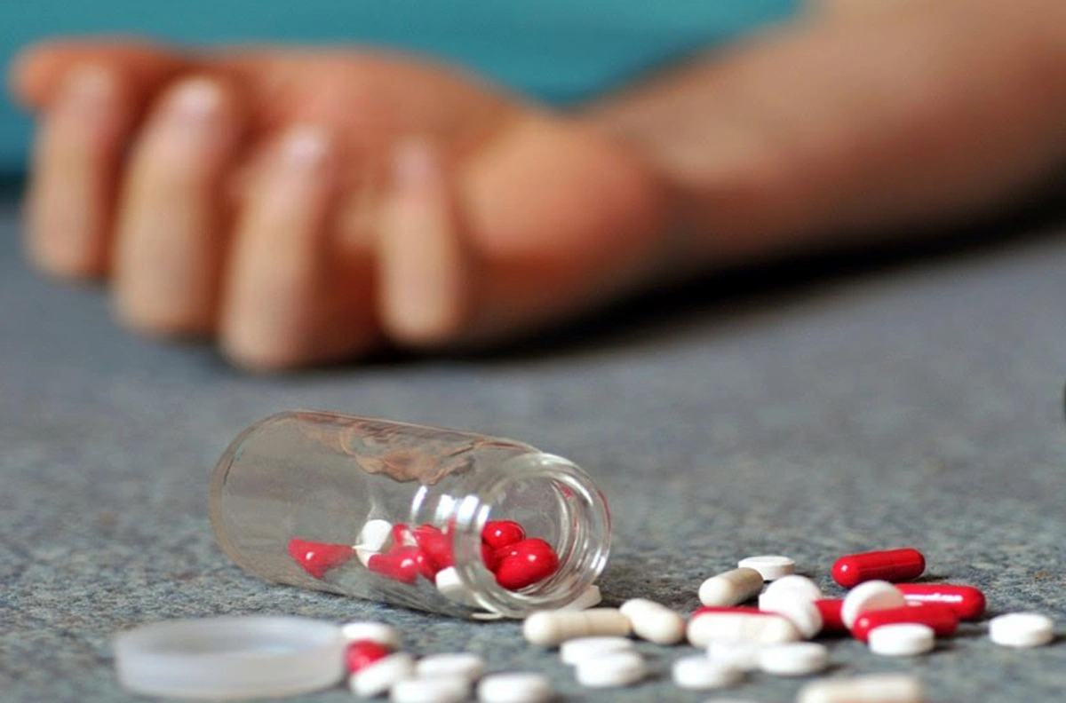 На Ясамале мужчина скончался от отравления лекарствами