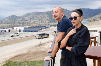 Prezident, xanımı və qızları Ağ Şəhərdə...