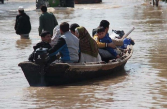 İranda təbii fəlakət səkkiz nəfərin həyatına son qoyub