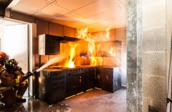 Bakıda restoranda yanğın oldu