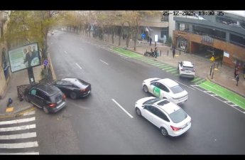 Bakıda ağır qəza, məhəccər uşağın üzərinə aşdı - VİDEO