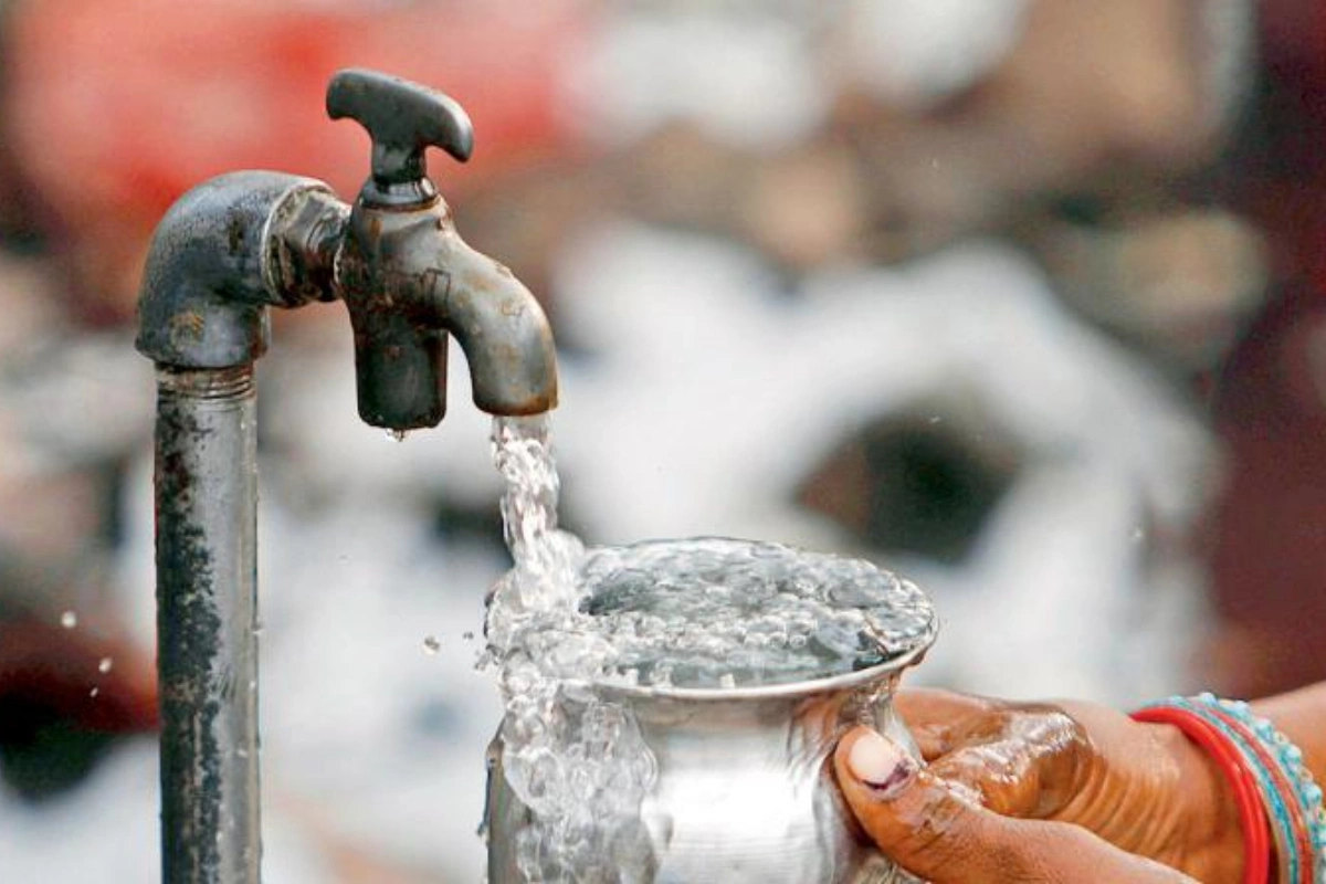 Kran suyundan kütləvi zəhərlənmə - Çox sayda ölən var