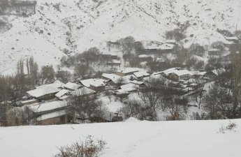 Biçənək kəndinə 43 santimetr qar yağıb - FOTOLAR