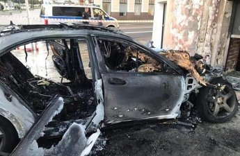 Yeni ildə bu ölkədə 1173 maşın yandırıldı