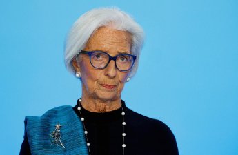 FT: Зарплата главы ЕЦБ на 50% выше, чем указано в отчете