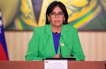 Вице-президент Венесуэлы: Мадуро — законный президент