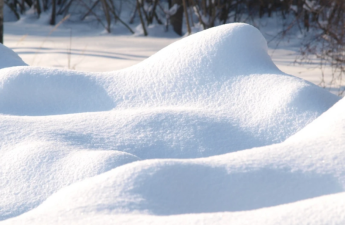 Qar örtüyü əriməyə başlayıb, külək güclənib - FAKTİKİ HAVA