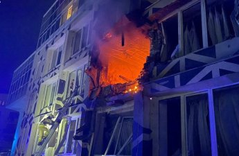 Putin ordusu içərisində 70 nəfər olan xəstəxananı vurdu...- Ölən var...-FOTOLAR