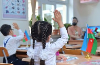 Orta məktəblərdə 5 gün dərs olmayacaq