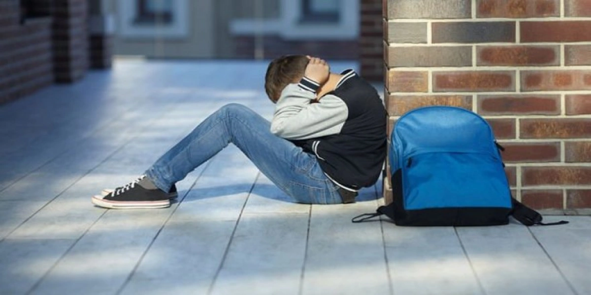 В Астаре мужчина ранил ребенка, отказавшегося купить сигареты