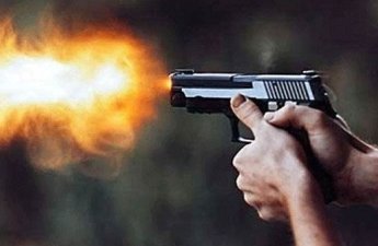 İranda polis zabiti öldürüldü