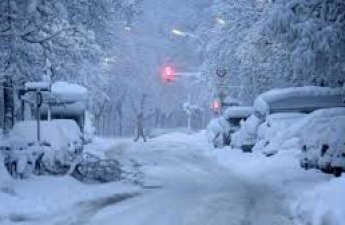 В Германии из-за снежной бури отменили заседание ХДС с участием Мерца