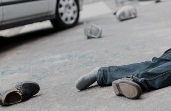 Goranboyda avtomobil piyadanı vuraraq öldürdü