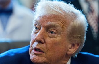 Tramp beynəlxalq hüquqa meydan oxudu - Qaydaları Mən Müəyyən Edirəm