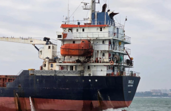 Rusiya PUA-ları Ukrayna sahillərində iki ticarət gəmisini vurub, bir nəfər ölüb