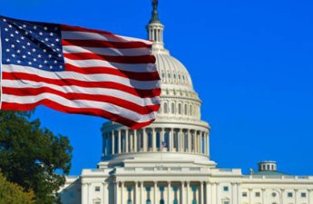 Dövlət Departamentinin təyyarəsi Karakas hava limanına enib