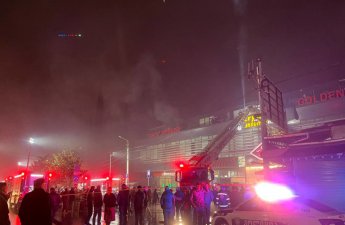 В торговом центре в Тбилиси произошёл пожар