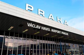 Подробности инцидента в самолете AZAL в Праге: агрессивный пассажир нанес удары агенту