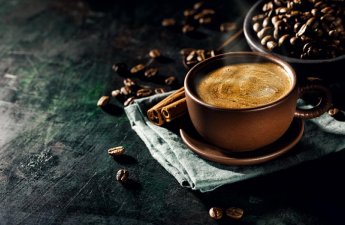 Qəhvə sağlam qocalmağa kömək edir
