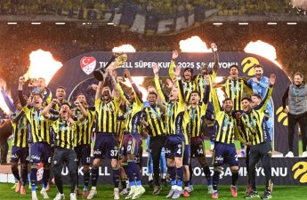 “Fənərbağça”nın futbolçularına 1,5 milyon avro mükafat verildi