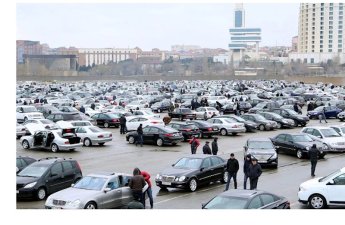İkinci əl avtomobil bazarında SON DURUM - VİDEO
