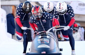 Трое американцев выпали из боба на этапе Кубка мира в Швейцарии