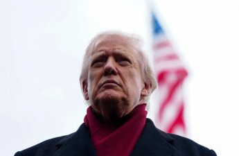 Tramp özünü Venesuelanın müvəqqəti prezidenti 