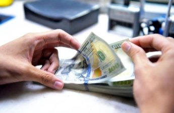 Əsgərovun banka qoyduğu külli miqdarda pulu atası çıxarıb