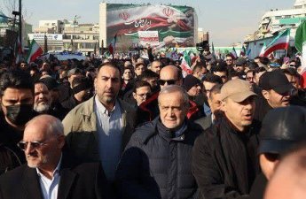 Пезешкиан присоединился к демонстрации против беспорядков