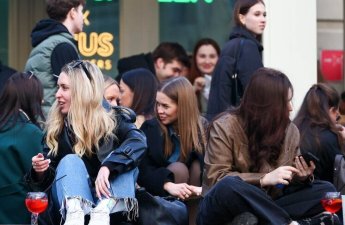 ООН: Каждый пятый молодой человек в мире не учился и не работал в 2025 году