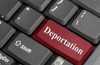 Азербайджан выслал почти 1900 иностранцев