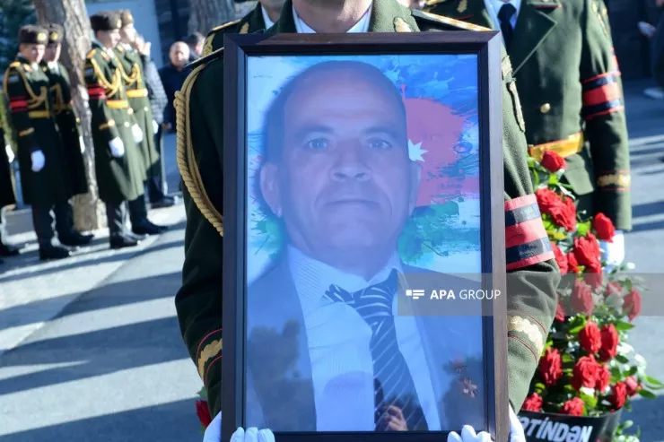 Milli Qəhrəman Şahin Tağıyev dəfn olundu - FOTO