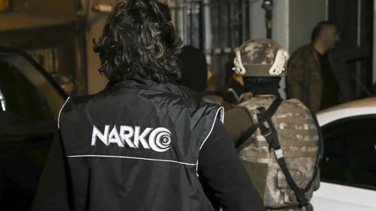 Türkiyədə məşhurları hədəf alan narkotik istintaqı davam edir: Beş nəfər saxlanıldı