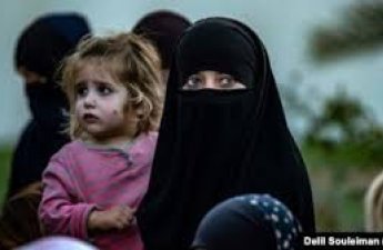 Мать и четверо детей репатриированы из Сирии в Азербайджан