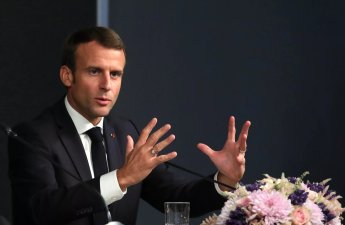 Макрон назвал недопустимым введение пошлин США из-за Гренландии