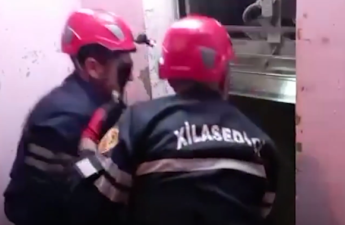 Bakıda liftə qalan şəxslər xilas edildi