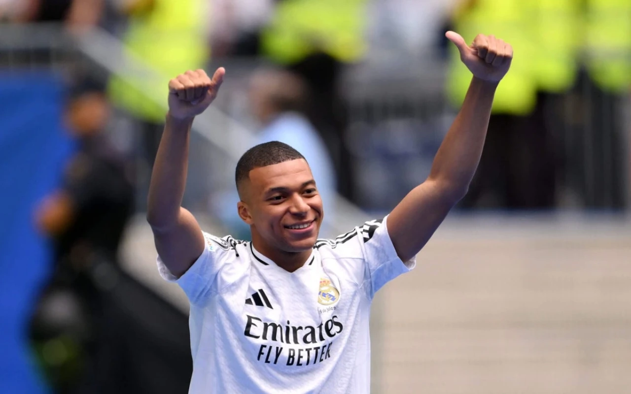 Mbappe Ronaldunun rekorduna yaxınlaşdı
