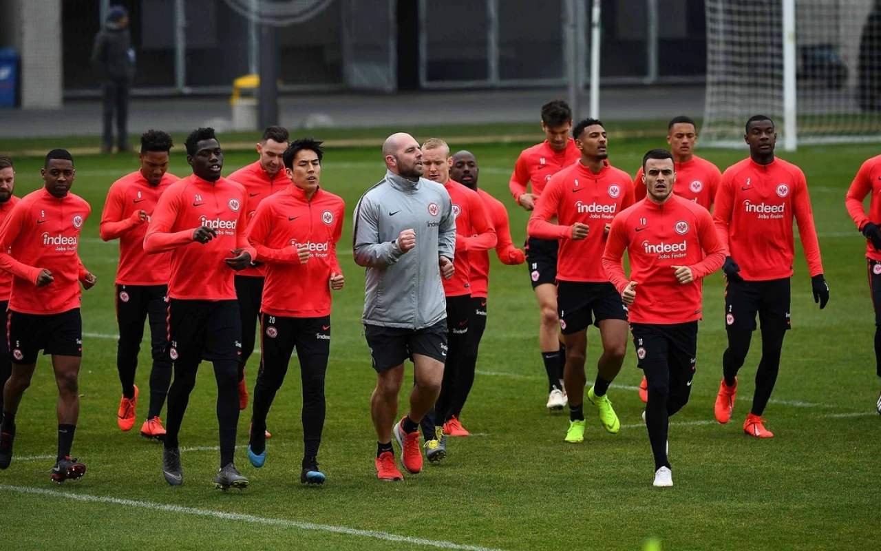 “Ayntraxt” Bakıda məşq etməyəcək