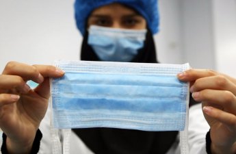 Bakıda COVID-lə mübarizə aparan tibb işçilərinin əməkhaqlarına əlavənin müddəti artırılıb