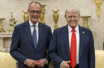 Merts Davosda rüsumların tətbiqinə görə Trampla görüşmək niyyətindədir